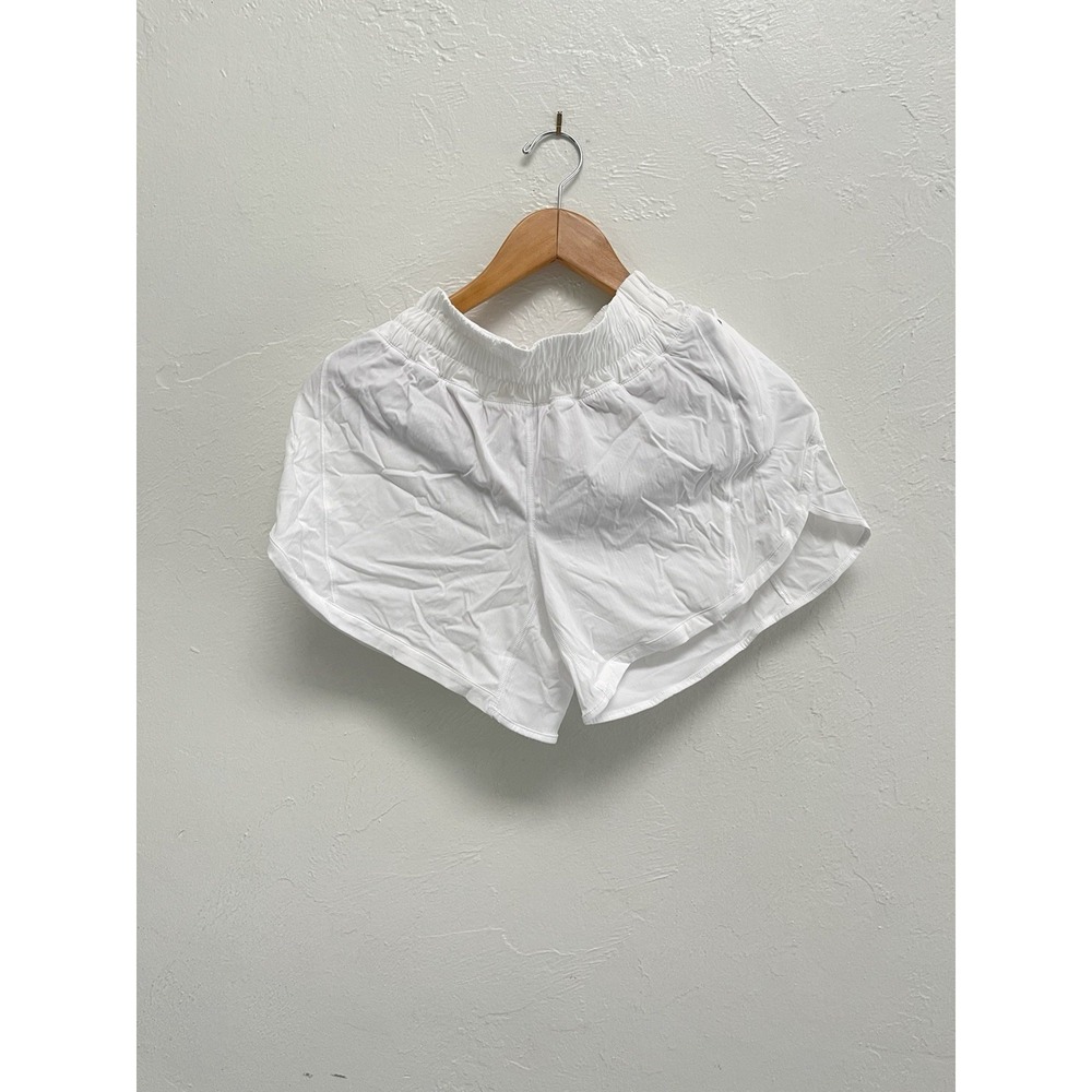 Lululemon Womens Low Rise Lined Elastic Waist White Athletic Shorts Size 6 Tall